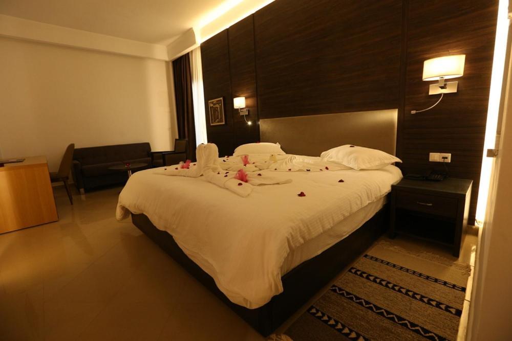 Hotel Ksar Dhiafa By Plaza Hotels & Resorts Sidi Bouzid Exterior photo